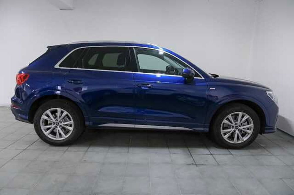 Audi Q3 nuova a Catanzaro (3)