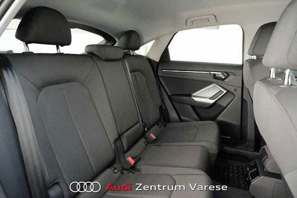 Audi Q3 Sportback usata a Varese (8)