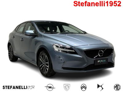 Volvo V40 D2 Business Plus  del 2019 usata a Bologna