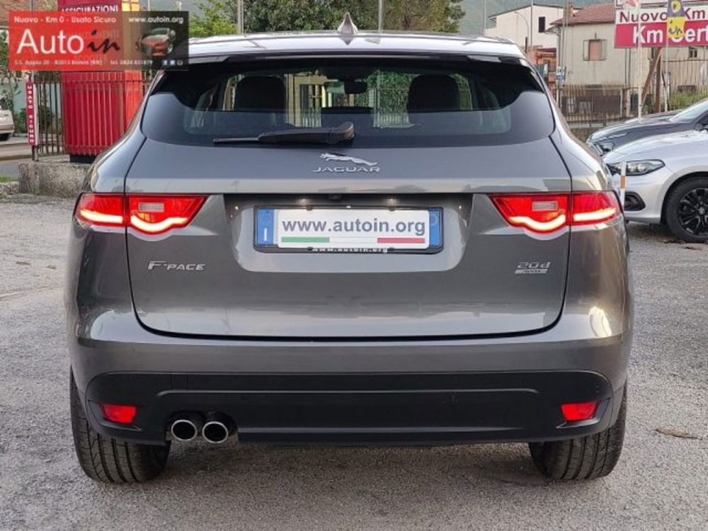 Jaguar F-Pace usata a Benevento (13)