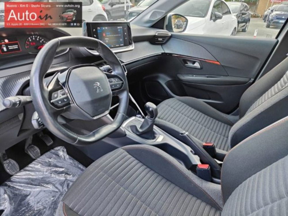 Peugeot 208 usata a Benevento (16)