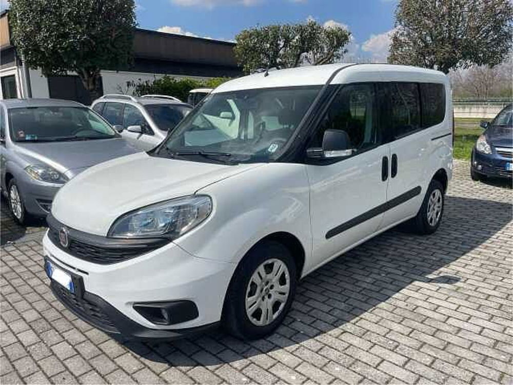 Fiat Doblò usata a Napoli (13)