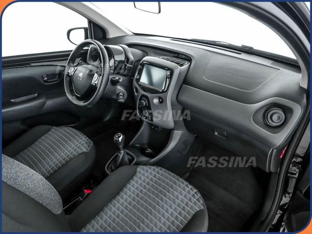 Peugeot 108 usata a Milano (14)