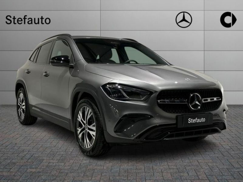 Mercedes-Benz GLA SUV 200 d Progressive Advanced auto nuova a Castel Maggiore