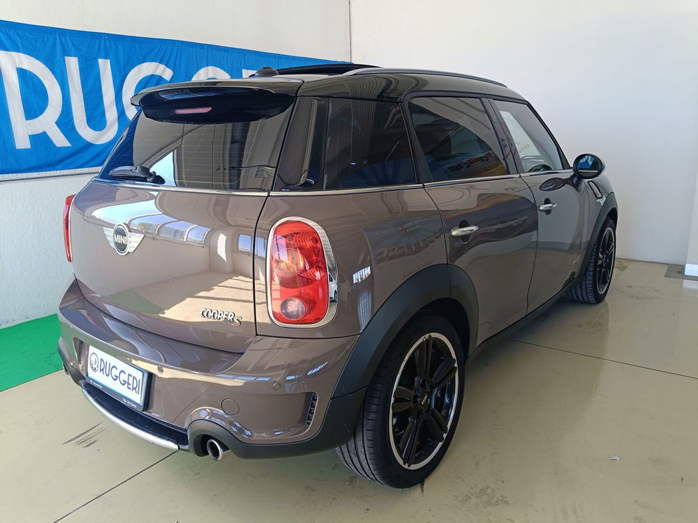 MINI Mini Countryman usata a Rimini (12)