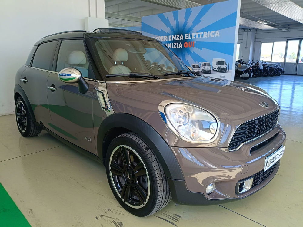 MINI Mini Countryman usata a Rimini (5)