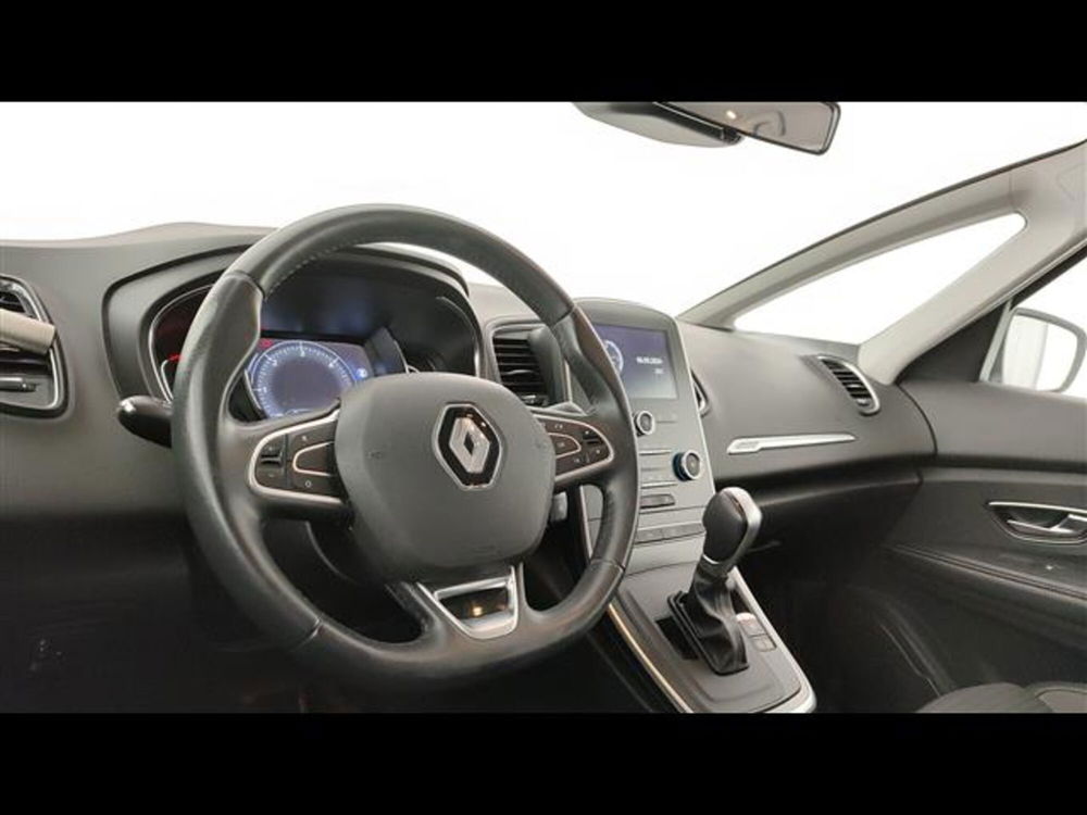 Renault Scenic E-Tech Electric usata a Milano (8)