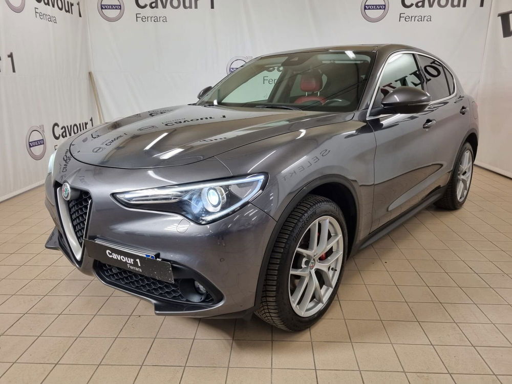 Alfa Romeo Stelvio usata a Ferrara (2)