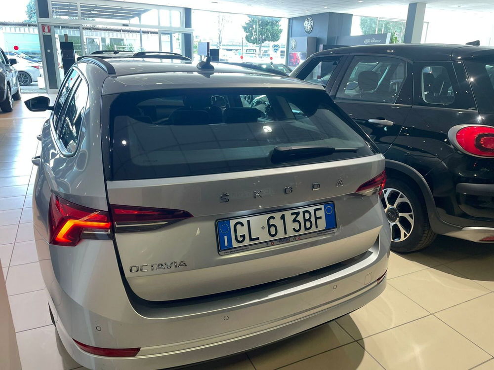 Skoda Octavia Station Wagon usata a Milano (7)