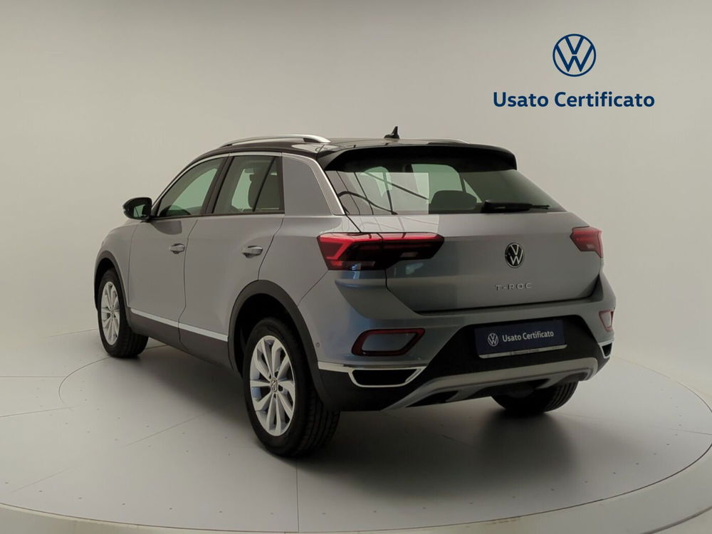 Volkswagen T-Roc nuova a Avellino (5)