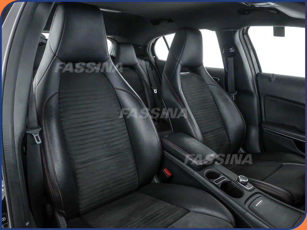 Mercedes-Benz GLA SUV usata a Milano (13)