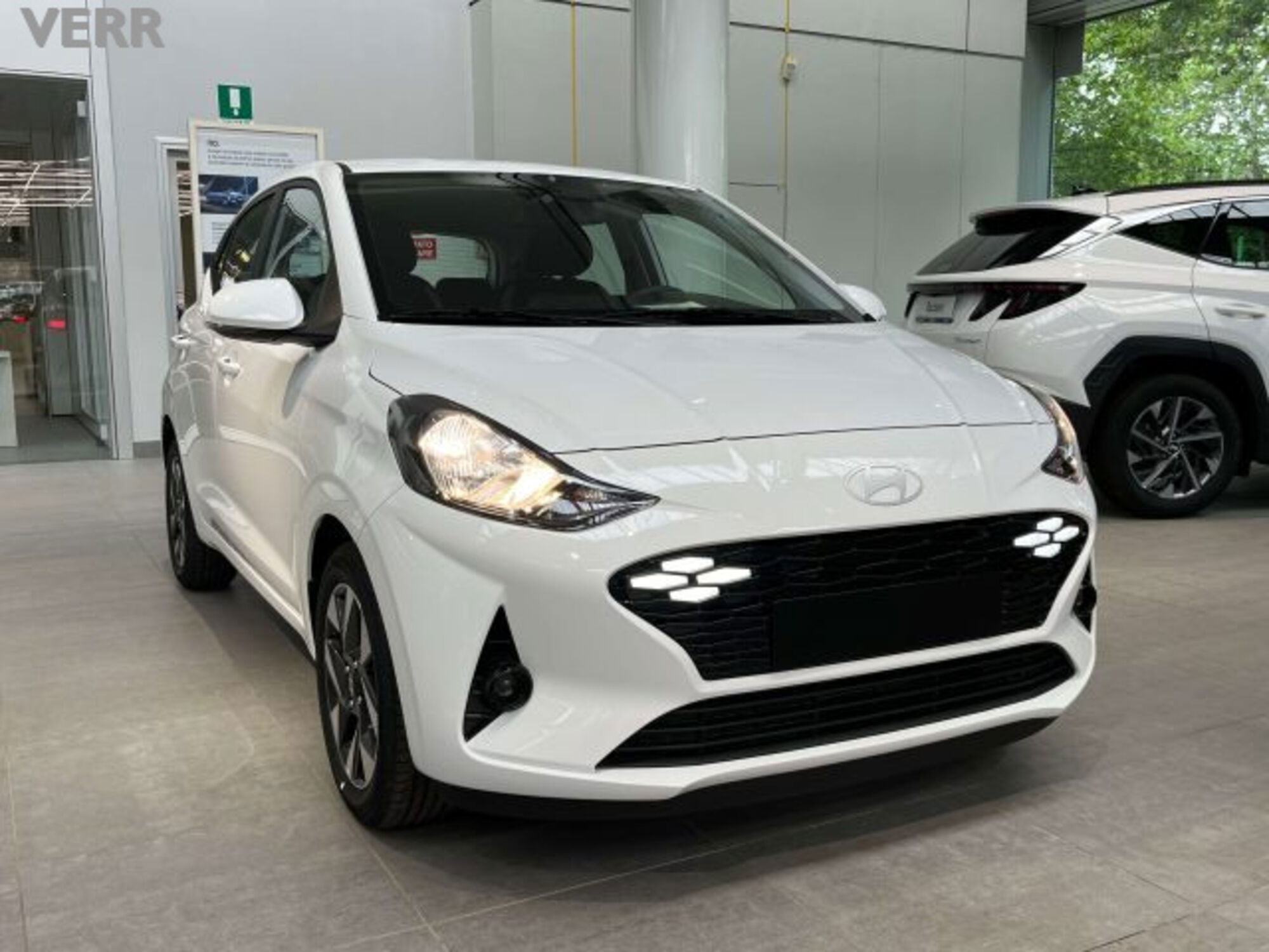 Hyundai i10 1.0 MPI Connectline nuova a Milano