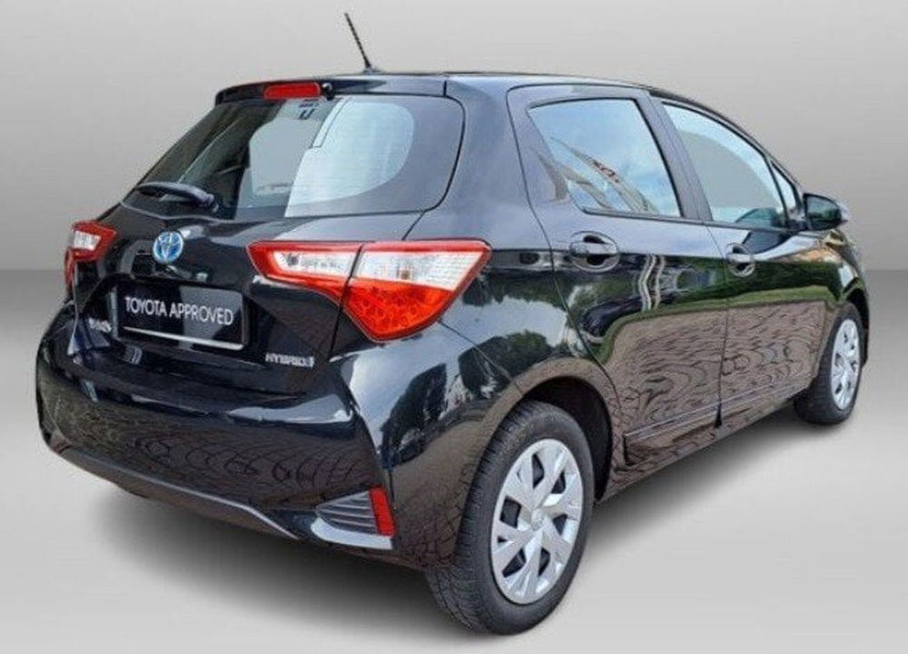 Toyota Yaris usata a Lecco (6)