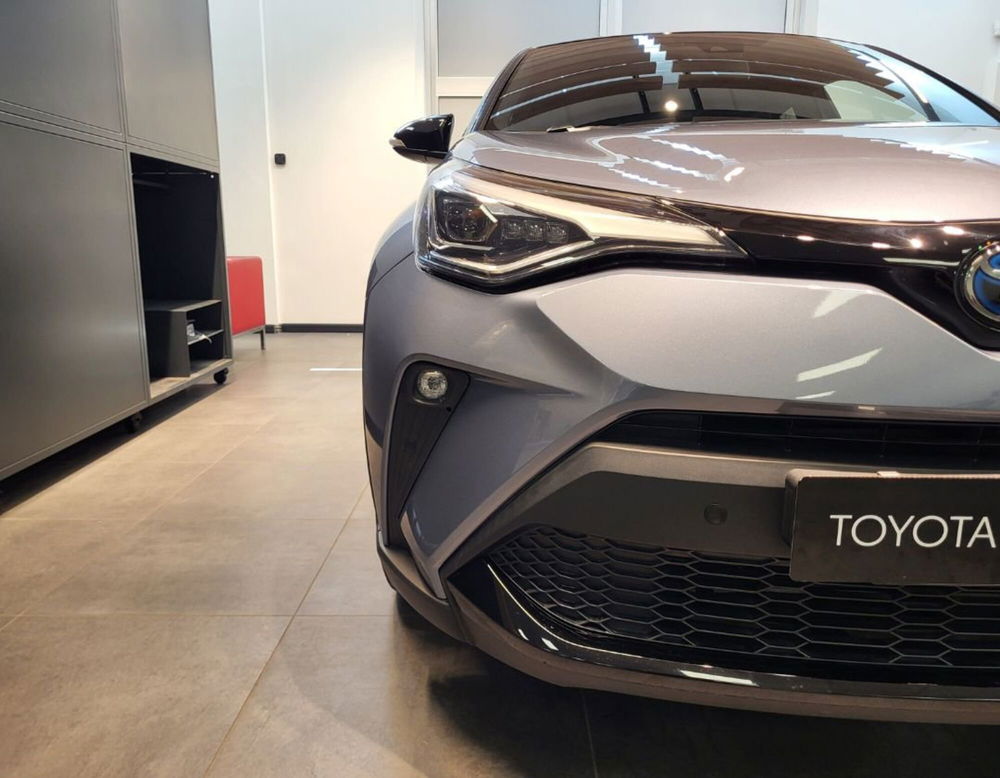 Toyota Toyota C-HR usata a Ferrara (14)