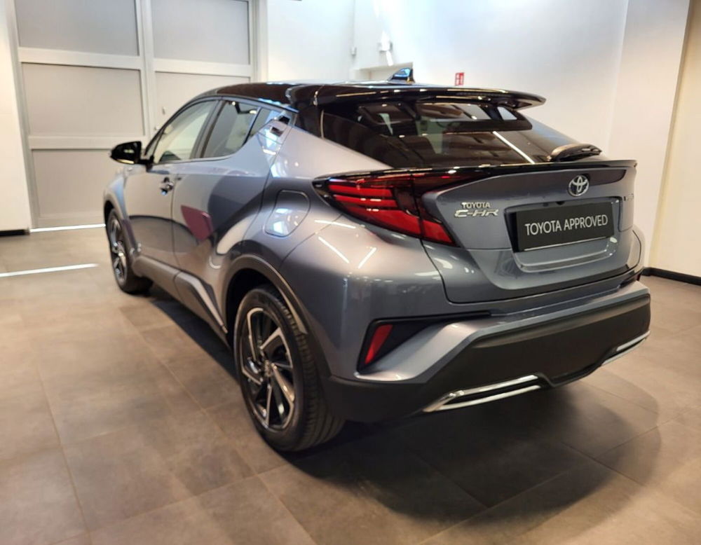 Toyota Toyota C-HR usata a Ferrara (15)