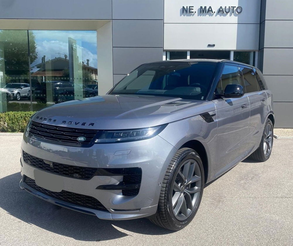 Land Rover Range Rover Sport nuova a Pisa