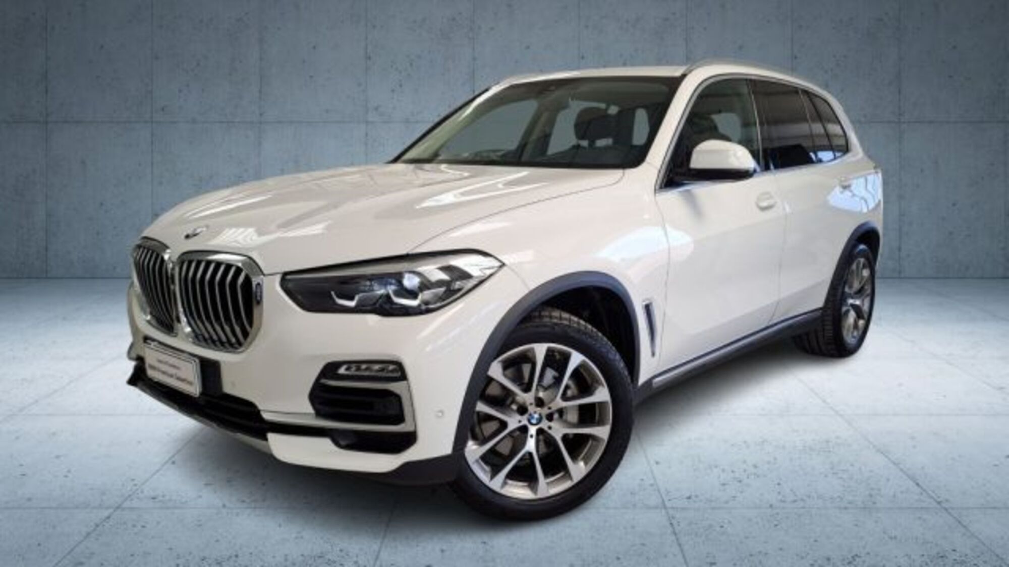 BMW X5 xDrive30d xLine del 2018 usata a Verona