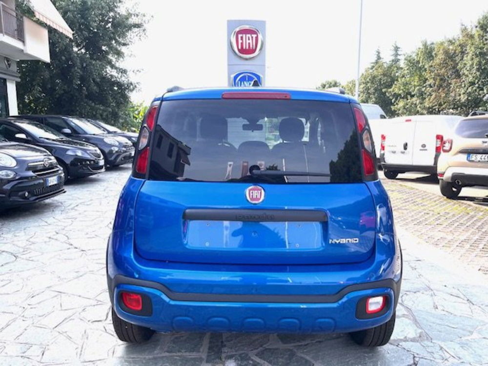 Fiat Panda Cross nuova a Milano (3)