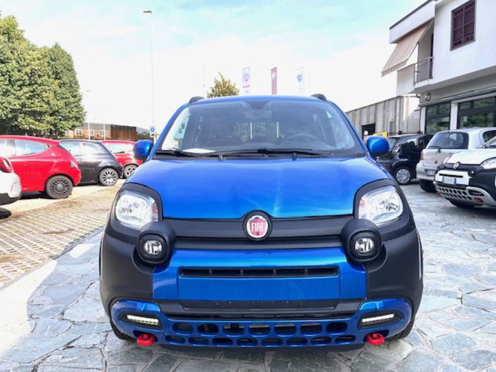 Fiat Panda Cross nuova a Milano (4)