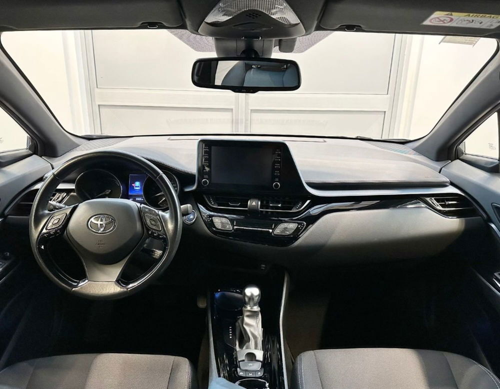 Toyota Toyota C-HR usata a Ferrara (8)