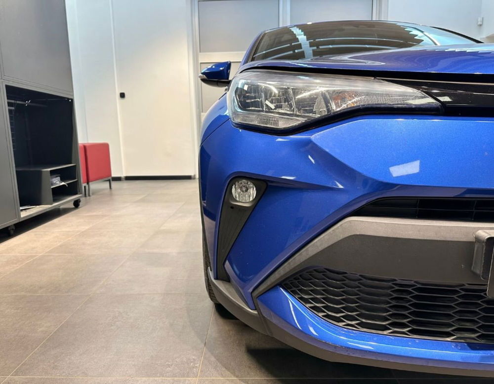 Toyota Toyota C-HR usata a Ferrara (15)