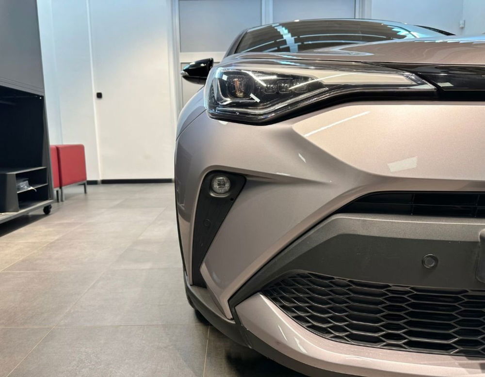 Toyota Toyota C-HR usata a Ferrara (15)