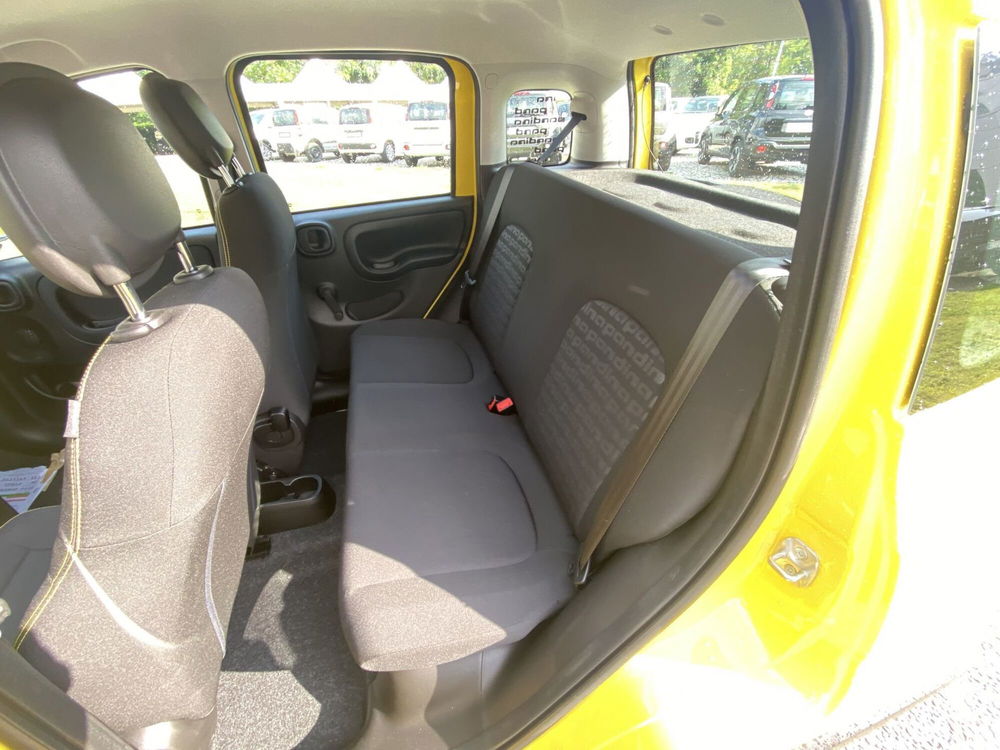 Fiat Panda Cross nuova a La Spezia (10)