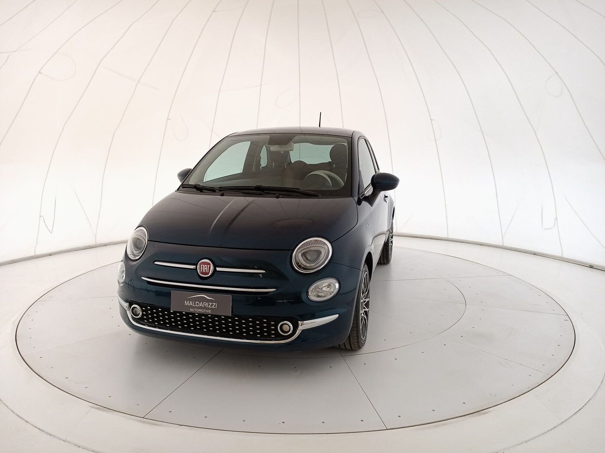 Fiat 500 1.0 hybrid Dolcevita 70cv del 2023 usata a Bari