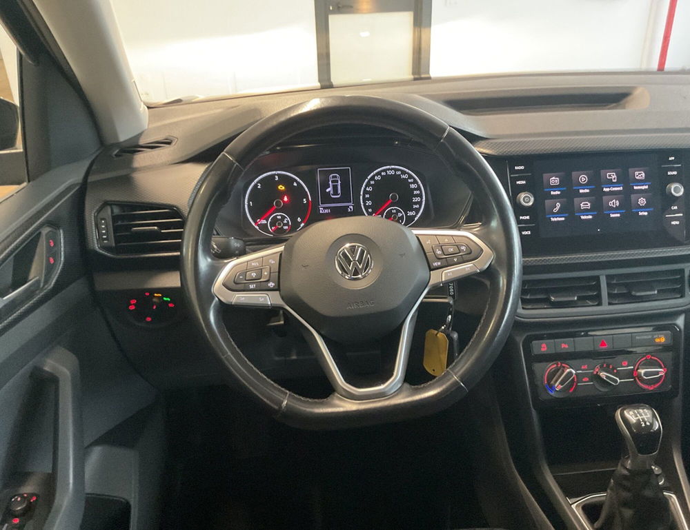 Volkswagen T-Cross usata a Salerno (10)