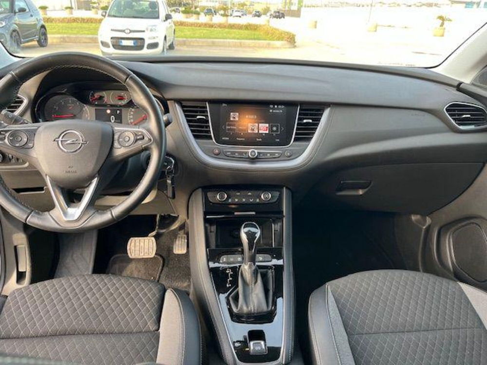 Opel Grandland X usata a Trapani (8)