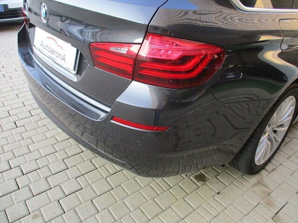 BMW Serie 5 Touring usata a Novara (13)