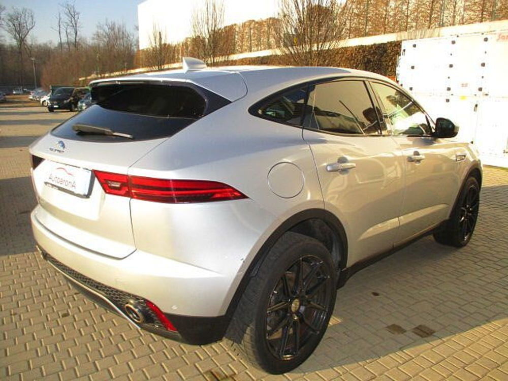 Jaguar E-Pace usata a Novara (3)