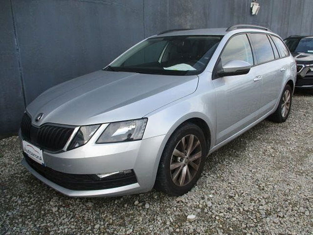 Skoda Octavia usata a Novara (7)