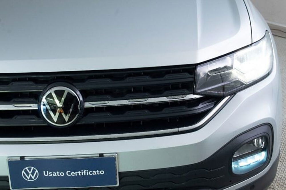 Volkswagen T-Cross usata a Novara (13)