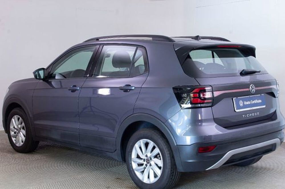 Volkswagen T-Cross usata a Novara (4)