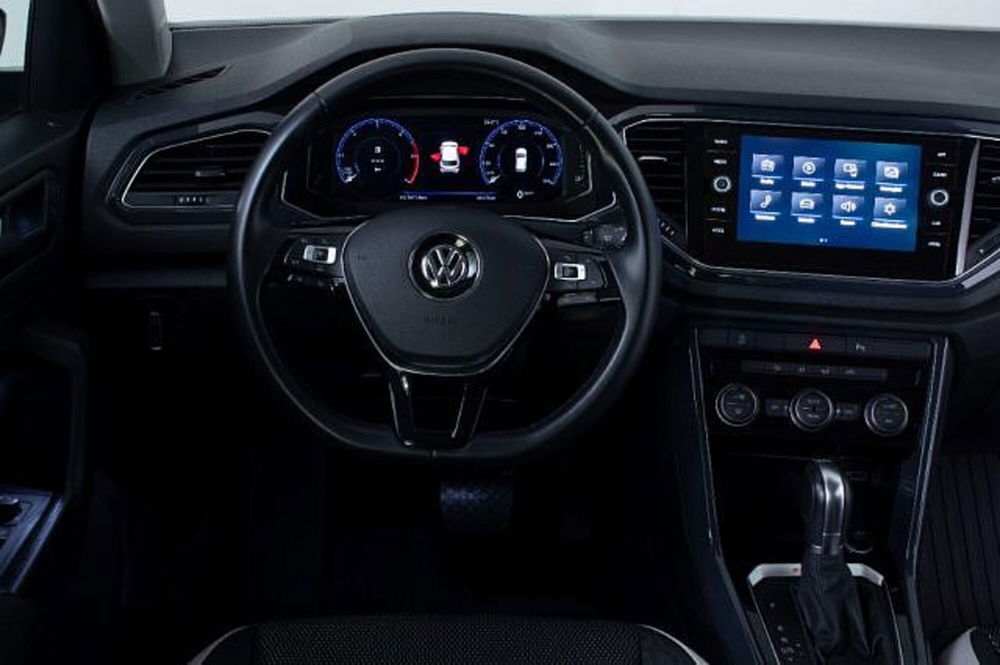 Volkswagen T-Roc usata a Novara (7)