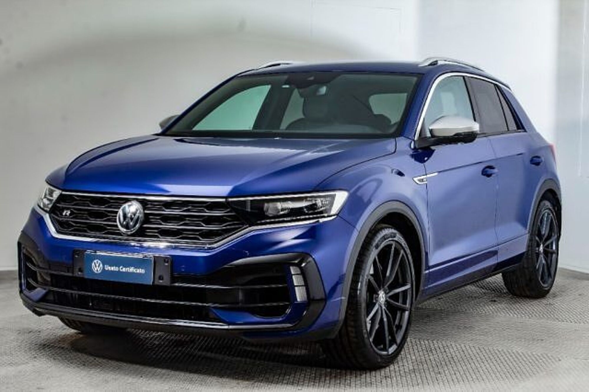 Volkswagen T-Roc R 2.0 TSI DSG 4MOTION BlueMotion Technology  del 2020 usata a Paruzzaro