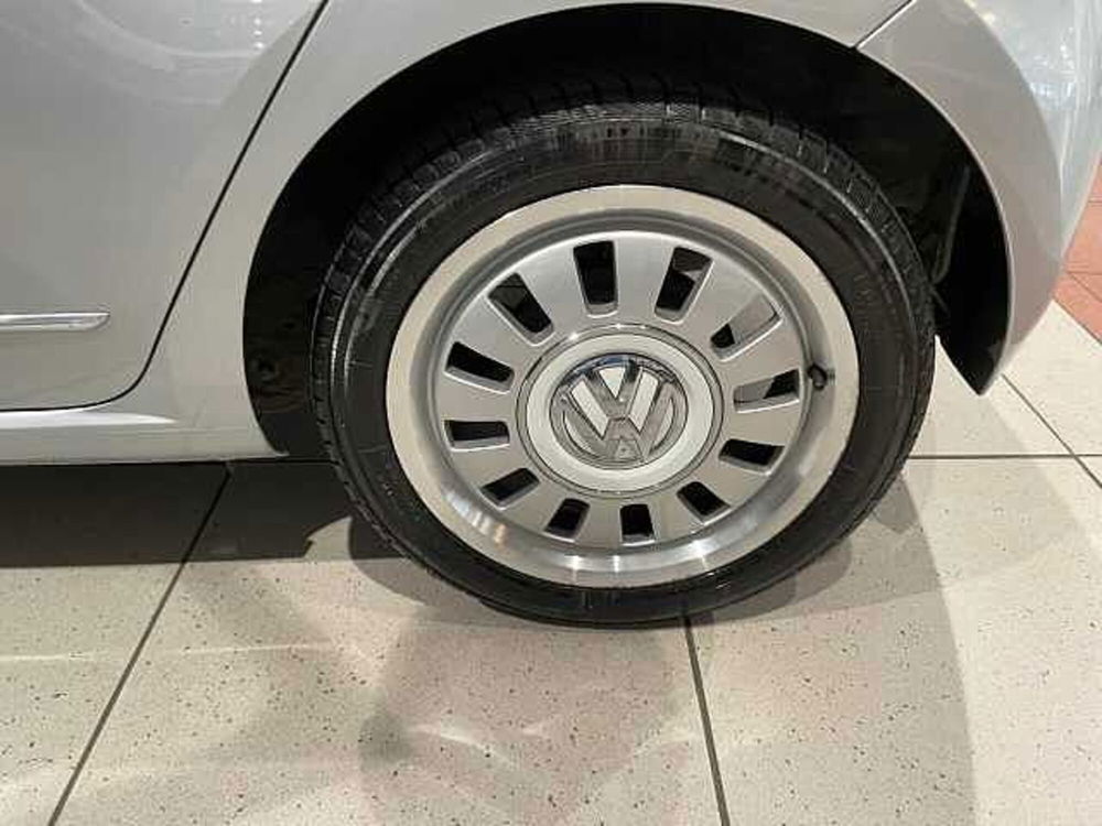 Volkswagen up! usata a Genova (15)