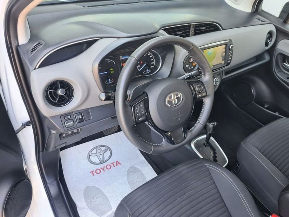 Toyota Yaris usata a Cagliari (9)