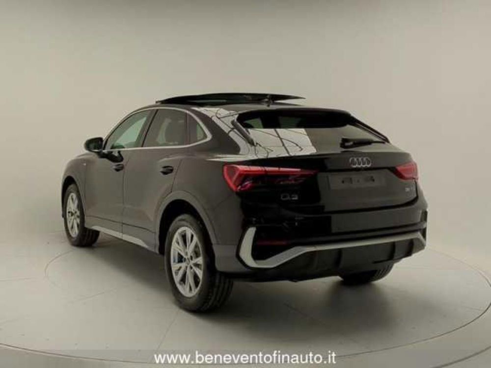 Audi Q3 Sportback nuova a Avellino (5)