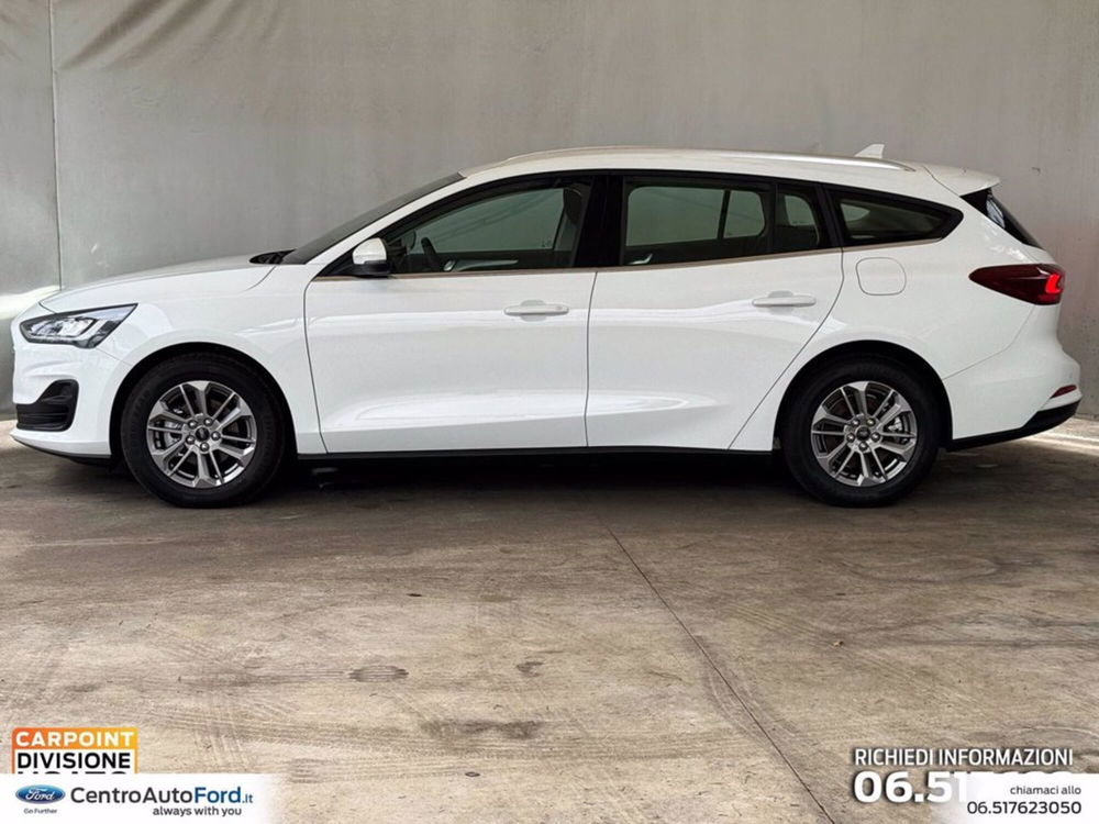 Ford Focus Station Wagon nuova a Roma (3)