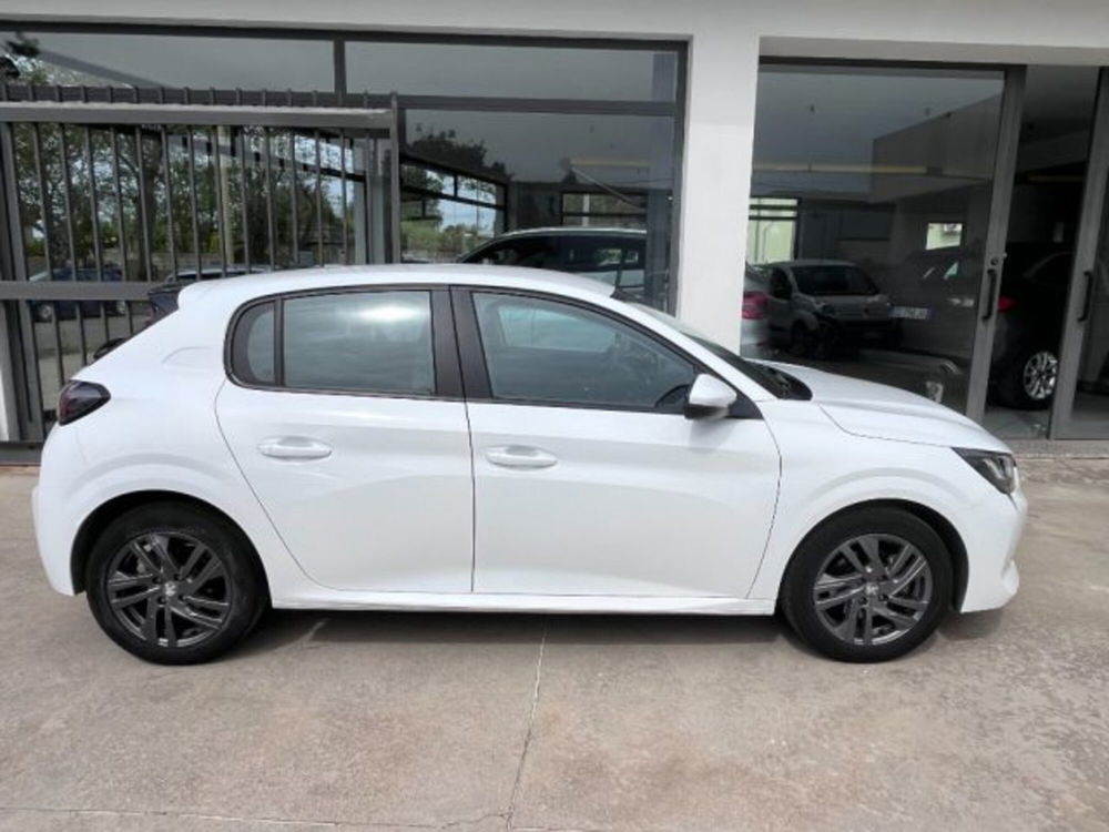 Peugeot 208 usata a Oristano (7)