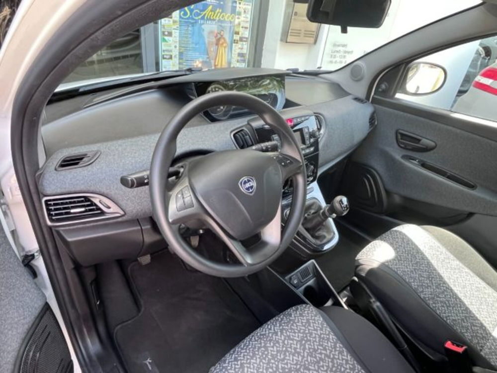 Lancia Ypsilon usata a Oristano (10)