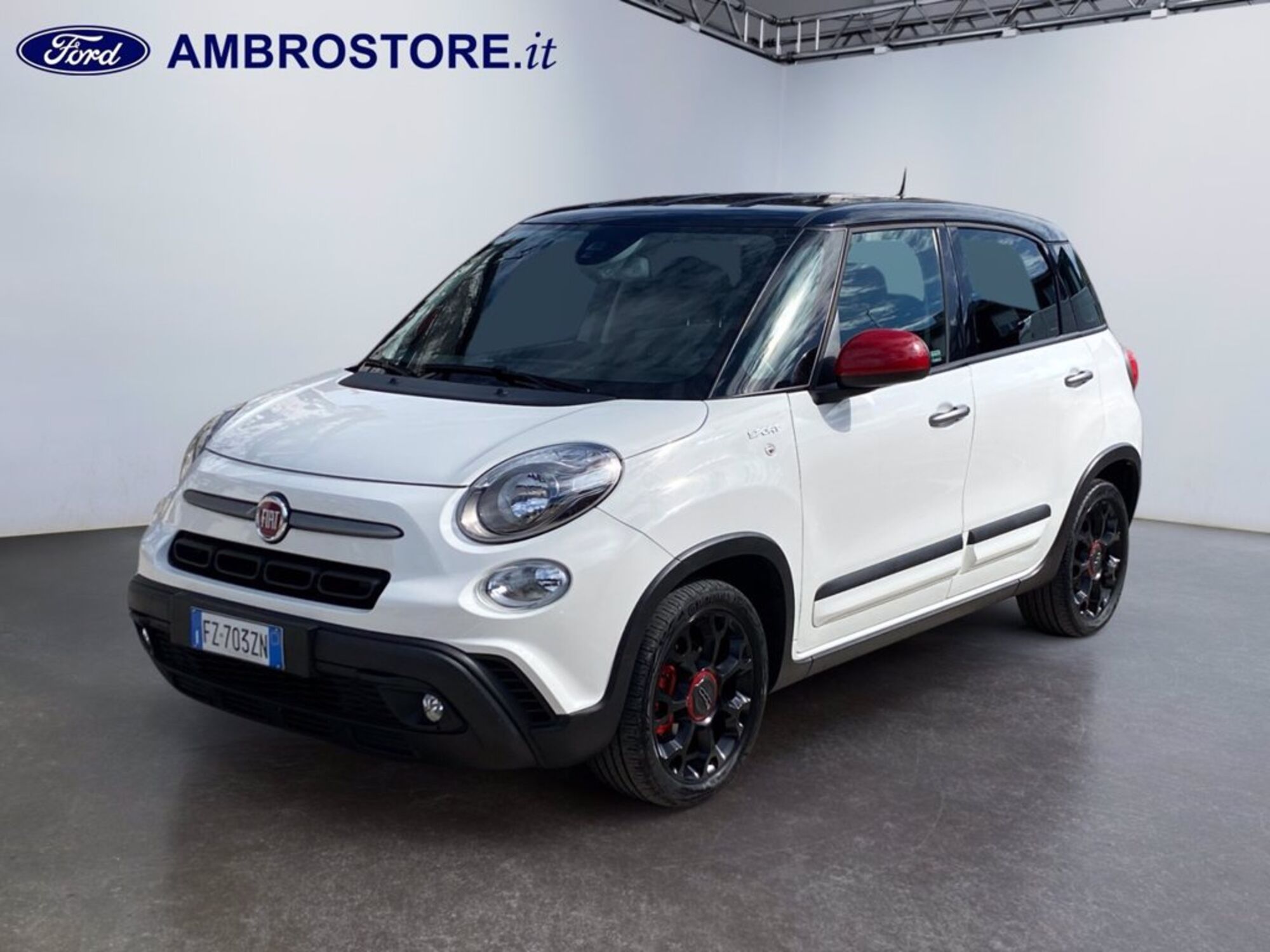 Fiat 500L 1.4 95 CV Cross  del 2020 usata a Milano