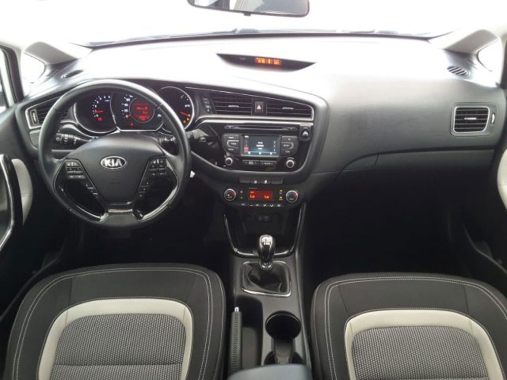 Kia cee'd Sport Wagon usata a Firenze (8)