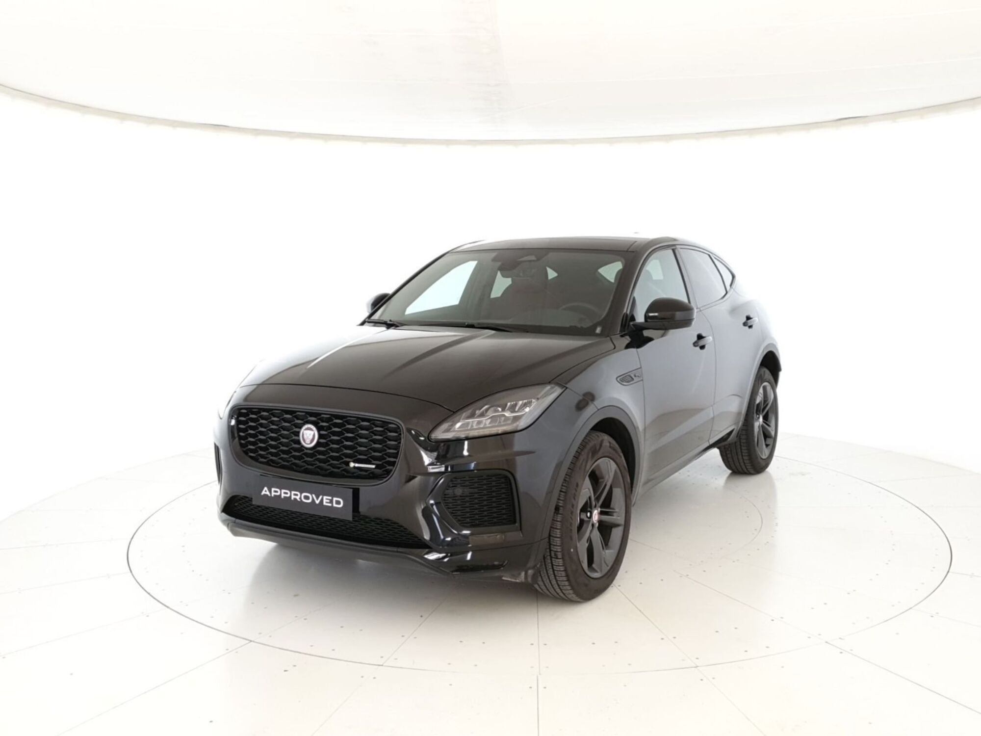 Jaguar E-Pace 2.0D I4 163 CV AWD Auto R-Dynamic Black  del 2023 usata a Monza