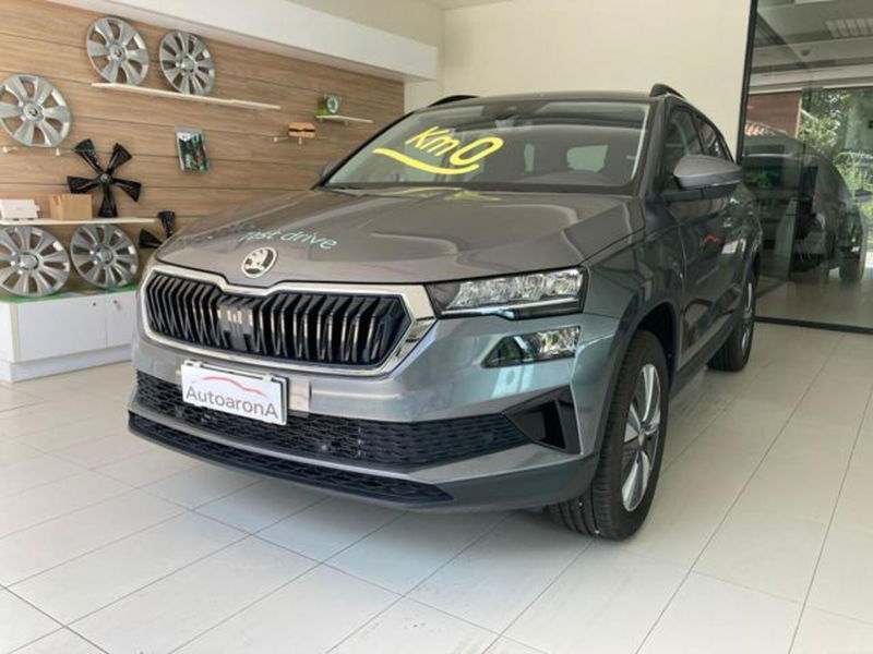 Skoda Karoq 2.0 TDI EVO SCR 4x4 DSG Executive  nuova a Paruzzaro