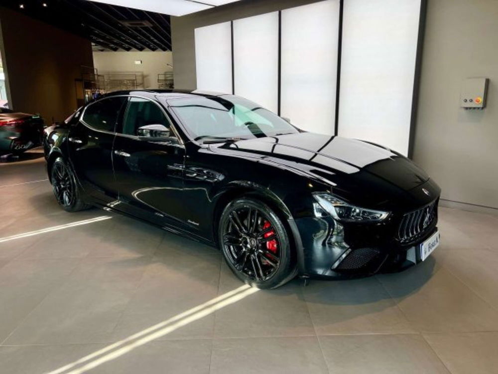 Maserati Ghibli usata a Torino (3)