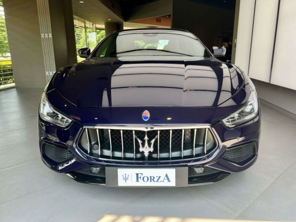 Maserati Ghibli usata a Torino (2)