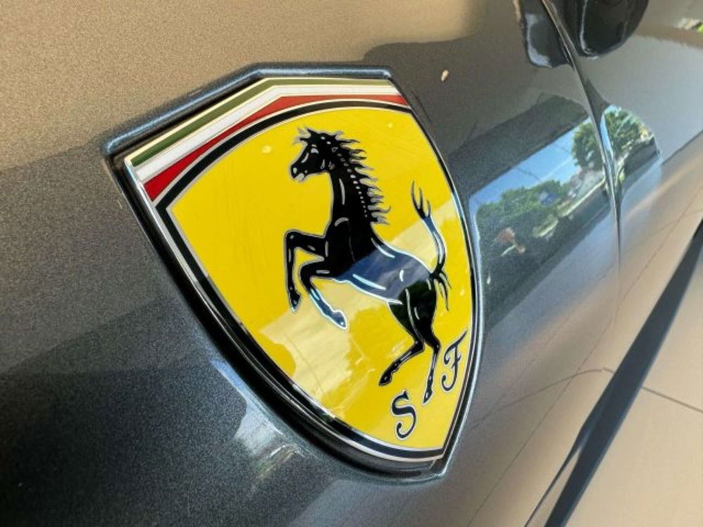 Ferrari Roma Spider usata a Torino (5)